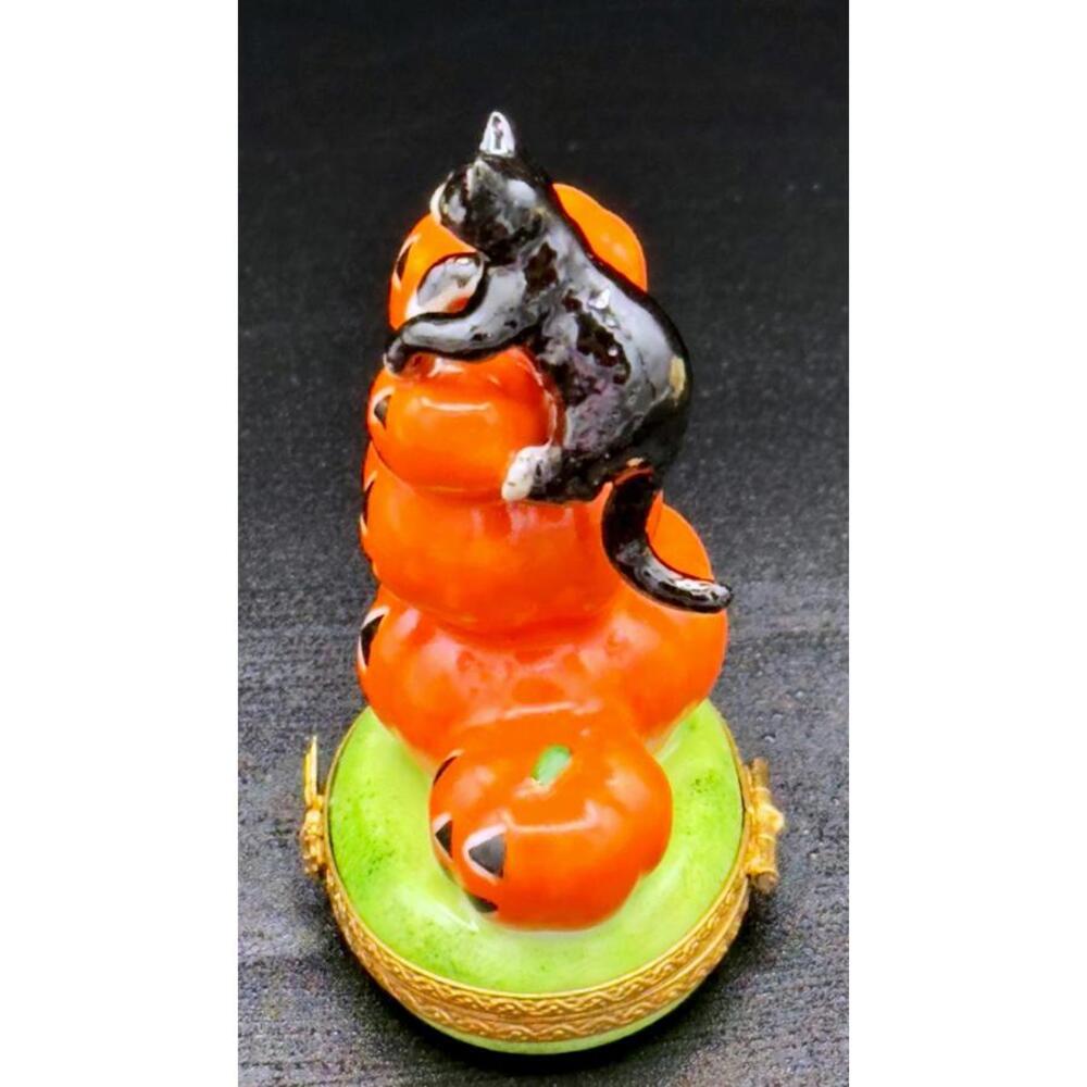 Rare Authentic Limoges France Halloween Black Cat Jack O Lantern Trinket Box - Picture 3 of 8
